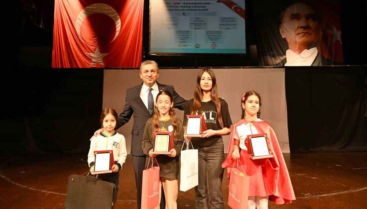 İstiklal Marşı’nın kabulünün 104. yıl dönümü, Antalya’da kutlandı