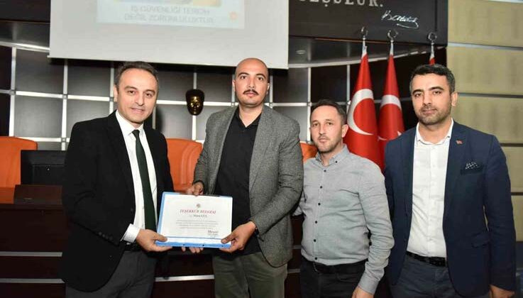 Kepez’de iş güvenliği kurallarına uyan personele teşekkür belgesi