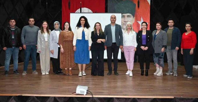 Kemer’de kurs öğrencilerine seminer verildi